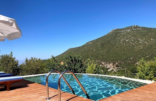 Sarıbelen Villa | Cozy Fıstık Cabin with Private Pool & Child-Friendly Features