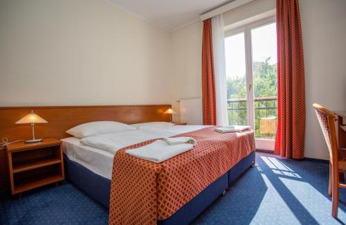 Balatonfoldvar Hotel | Főnix Hotel