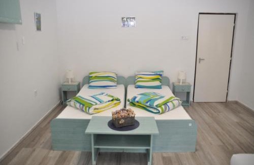 Balatonfuzfo Hotel | Cozy Fűz Apartman with Ocean View and Family-Friendly Perks
