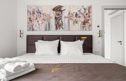 Tartu Apartment | F-Apartments - Emperor Size Bed, City Center, Contactless