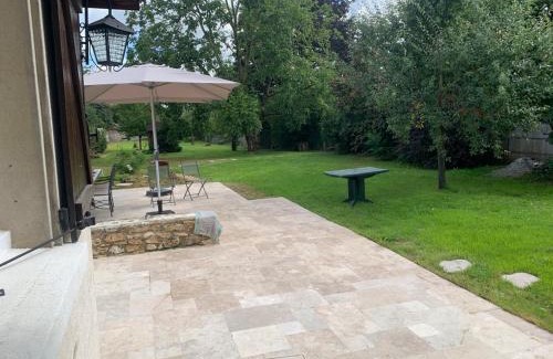 Montry House | Family-Friendly F&B's Garden: 10 Min to Disneyland Paris