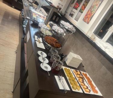 Hoersching Hotel | Budget-Friendly F Hotel with Family Amenities & Great Reviews