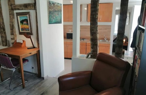 Courtenay Apartment | Cozy F Logement Entier: Family-Friendly with Kitchen Access