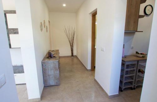 Tejina Apartment | Tranquil Stay at F&M with Terrace and Family-Friendly Amenities
