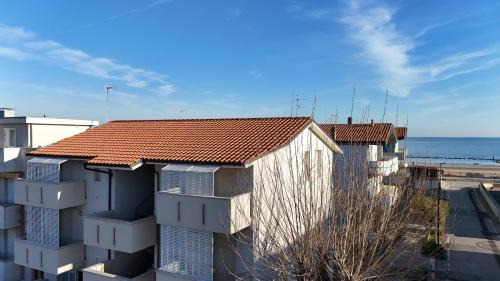 Torrette Apartment | Cozy Fano Retreat: 30m to the Sea with Pet-Friendly Perks