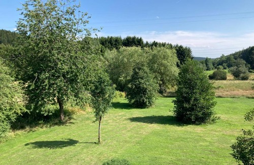 Francorchamps Bed & Breakfast | Convenient F1 Circuit Stay with Pool & Family-Friendly Amenities