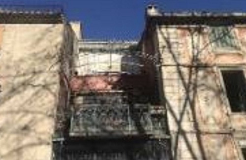 Fontaine-de-Vaucluse House | Comfortable F1 “les Soleillants” with River View & Balcony