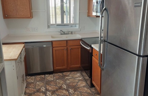 Del Valle House | Convenient F1 Rental Steps from the Track for Race Fans