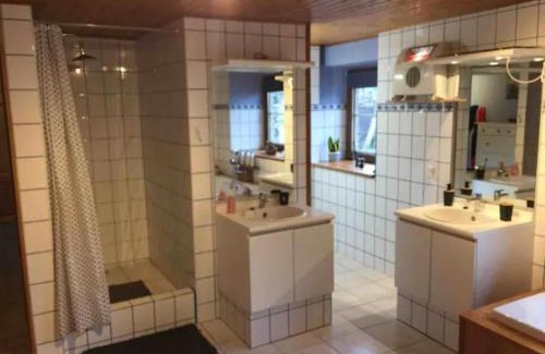 Moulin du Ruy House | Cozy F1 Room 2 - Cour-toise: Your Ideal Getaway