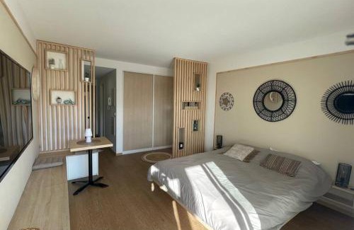 Baie des Citrons Apartment | Oceanfront F1 with Breathtaking Anse Vata Views