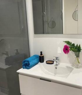 Baie des Citrons Apartment | Oceanfront F1 with Breathtaking Anse Vata Views