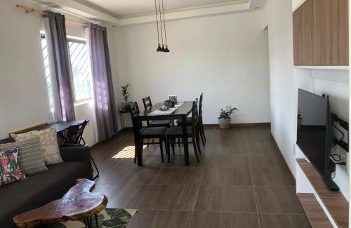 Omuthiya House | Charming F2 Farmhouse: Pet-Friendly Retreat with High Ratings