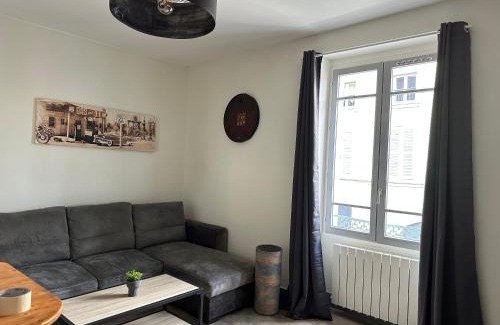 Lons-le-Saunier Apartment | Central Family Retreat in Lons: Convenient & Welcoming