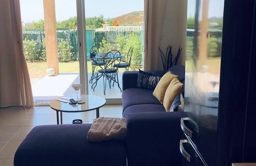 Residences du Golfe de Lava House | Premier Mini-Villa Retreat Near Golfe de Lava with Pool