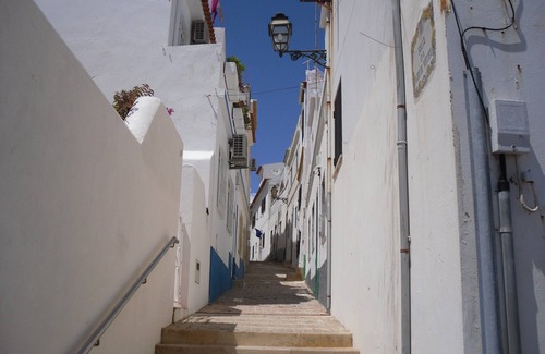 Albufeira Old Town Apartment | Guest Rated 10/10: F3 Albufeira with Ocean View & Pool