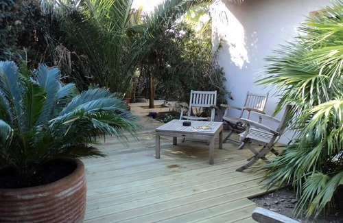 Anglet Apartment | F3 Apartment: Exotic Garden & Steps to the Beach