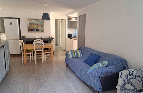 La Seyne-sur-Mer House | Relax at F3 Marvivo-les Sablettes, Steps from the Beach