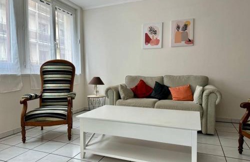 Blatin Apartment | Cozy F3 in Central Clermont FD with Convenient Parking