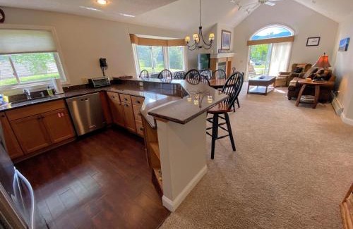 Bretton Woods Villa | Beautiful Home Overlooking Golf Course in Bretton Woods