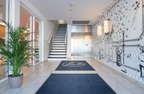 Altperlach Hotel | Fab Hotel: Guest Rated 8.8 with Family-Friendly Dining