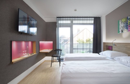 Altperlach Hotel | Top-Rated fab Hotel: Spa, Restaurant & Family-Friendly Stay
