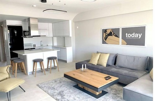Athens City Centre Apartment | Stunning Flat in Central Athens with Acropolis Views