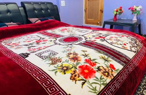 Srinagar Villa | Cozy Fab Ocean Guest House with Restaurant and Breakfast