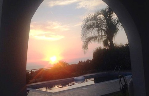 Kissonerga Villa | FAB. SPACIOUS VILLA! SEA/SUNSET VIEWS-SPACIOUS, ENSUITE BEDROOMS, POOL, PARKING