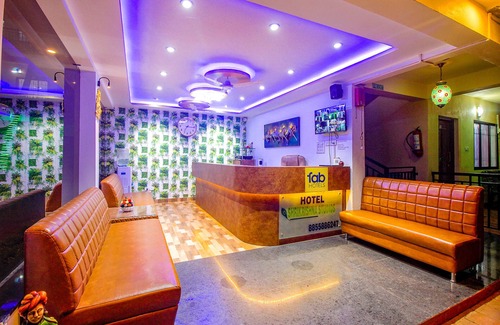 Nagoa Hotel | Relax at FabEscape SK Studios with Pool & Gym in Arpora