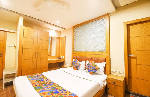Tollygunge Hotel | Discover Fabexpress Abis Residency: Family-Friendly Stay