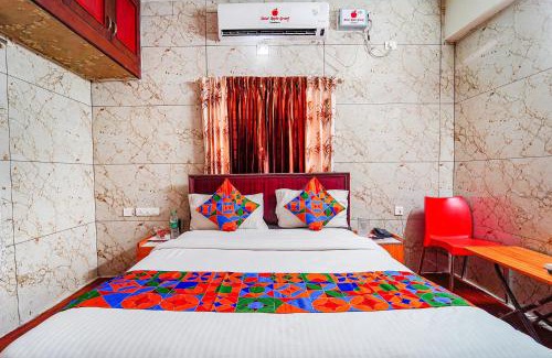 Gandhipuram Hotel | Budget-Friendly Stay at FabExpress Apple Grand Gandhipuram