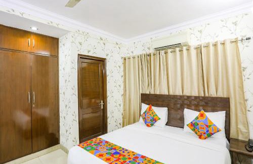 East of Kailash Hotel | Budget-Friendly Stay at FabExpress JPM Harshdeep with Breakfast