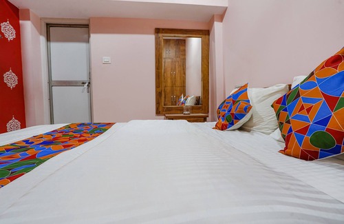 Nagpur Hotel | Discover Fabexpress Octave A1 Celebration with Breakfast Included