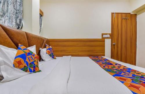 Navrangpura Hotel | Budget-Friendly Stay at FabExpress Silver Inn for Families