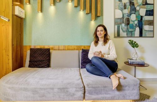Andheri West Hotel | Budget-Friendly Stay at Hotel Sumit Palace with Breakfast