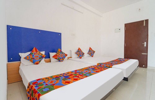 Ambattur Hotel | Budget-Friendly Fabexpress Vinayak Residency with Breakfast