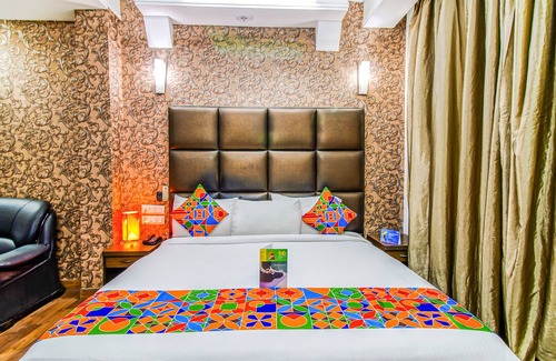 Jasola Hotel | Budget-Friendly Stay at Fabhotel Cameron with Breakfast