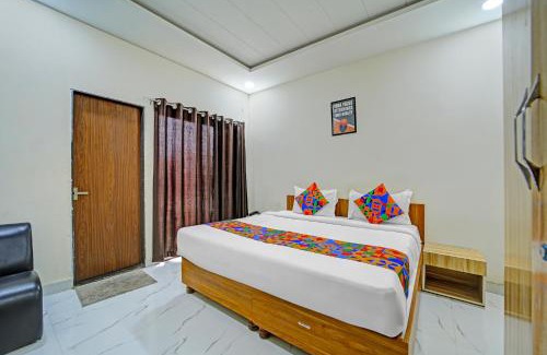 Indore Hotel | FabHotel Cressida
