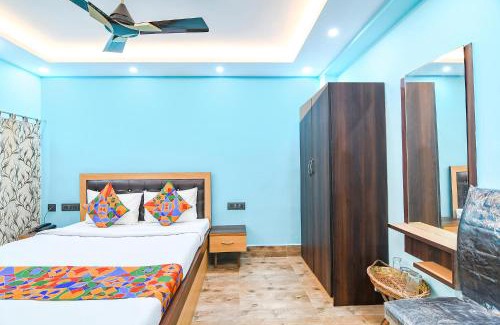 South Dum Dum Hotel | Family-Friendly Stay at FabHotel D Park with Kitchen Access