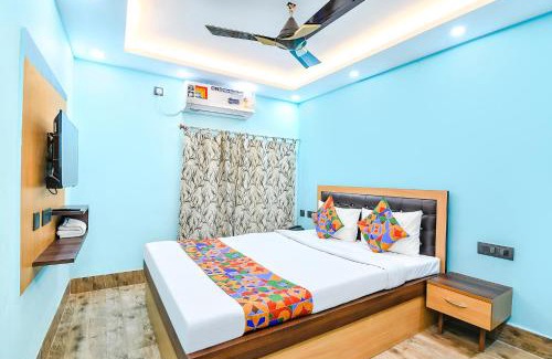 South Dum Dum Hotel | Family-Friendly Stay at FabHotel D Park with Kitchen Access