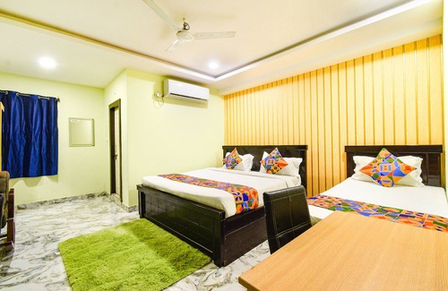 Shamshabad Hotel | FabHotel Galaxy Shamshabed
