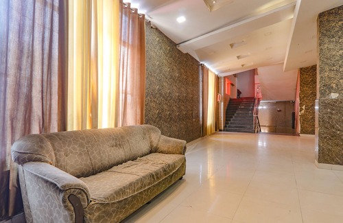 Kalyanpur Hotel | Budget-Friendly Stay at Fabhotel Gold Galaxy with Breakfast