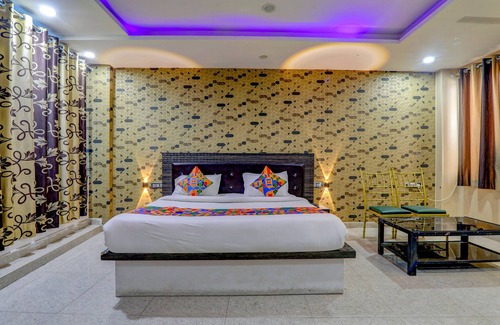 Kalyanpur Hotel | Budget-Friendly Stay at Fabhotel Gold Galaxy with Breakfast