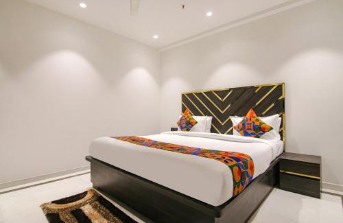 Anand Vihar Hotel | Budget-Friendly Stay at FabHotel Greysky with Breakfast