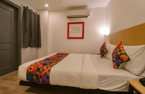 Karkardooma Hotel | Budget-Friendly Stay at FabHotel Hargobind Enclave