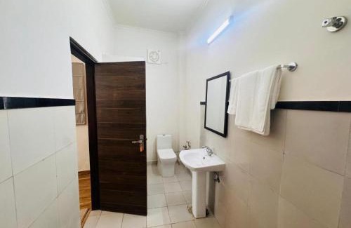 New Delhi House | FabHotel Hazel Town House By StayApart