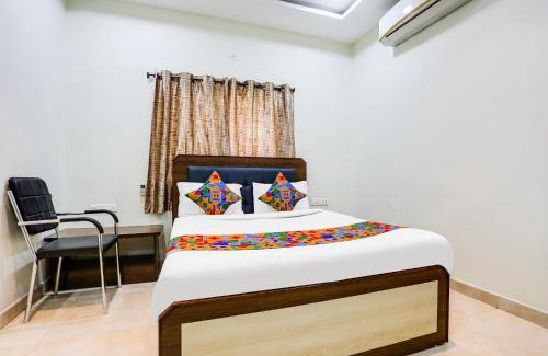 Raipur Hotel | Child-Friendly FabHotel Johar Inn with 8.5/10 Rating