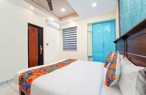 Kochi Hotel | Fabhotel Kafeel Homes