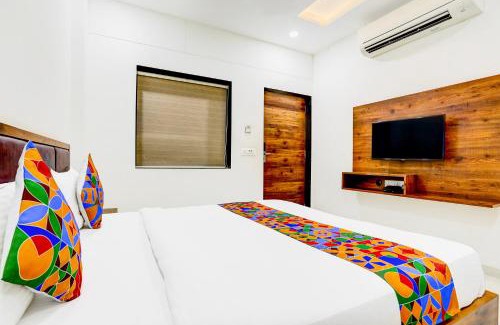 Vadodara Hotel | Budget-Friendly Stay at FabHotel Maa Gayatri with Kitchen