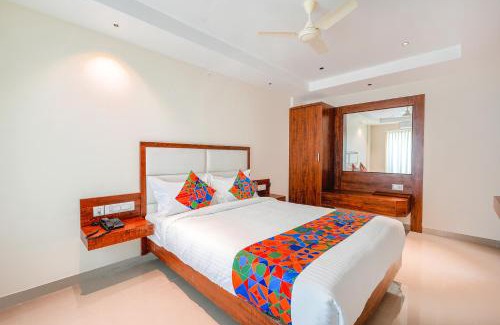 Whitefield Hotel | Budget-Friendly Stay at FabHotel Phoenix Brookfield